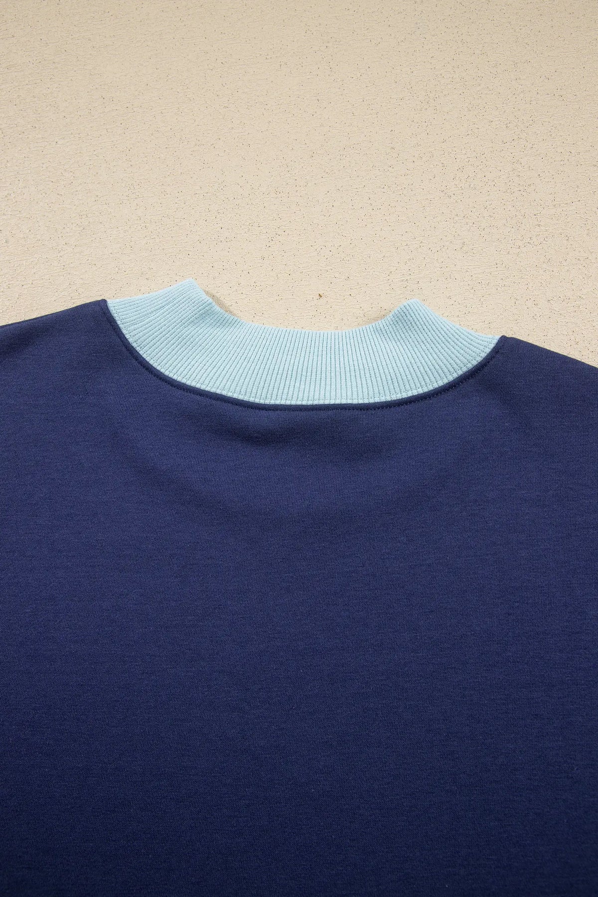 Colourblock Trim Crewneck Long Sleeve Pullover Sweatshirt – Pink