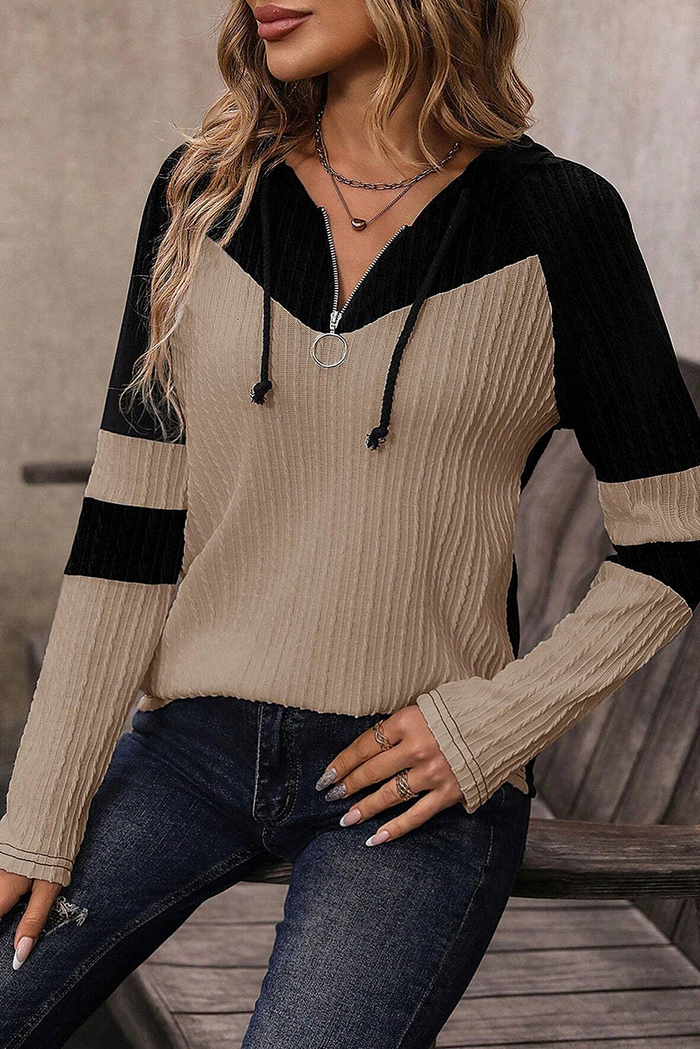 Parchment Textured Colourblock Long Sleeve Quarter Zip Drawstring Hooded Top eAura
