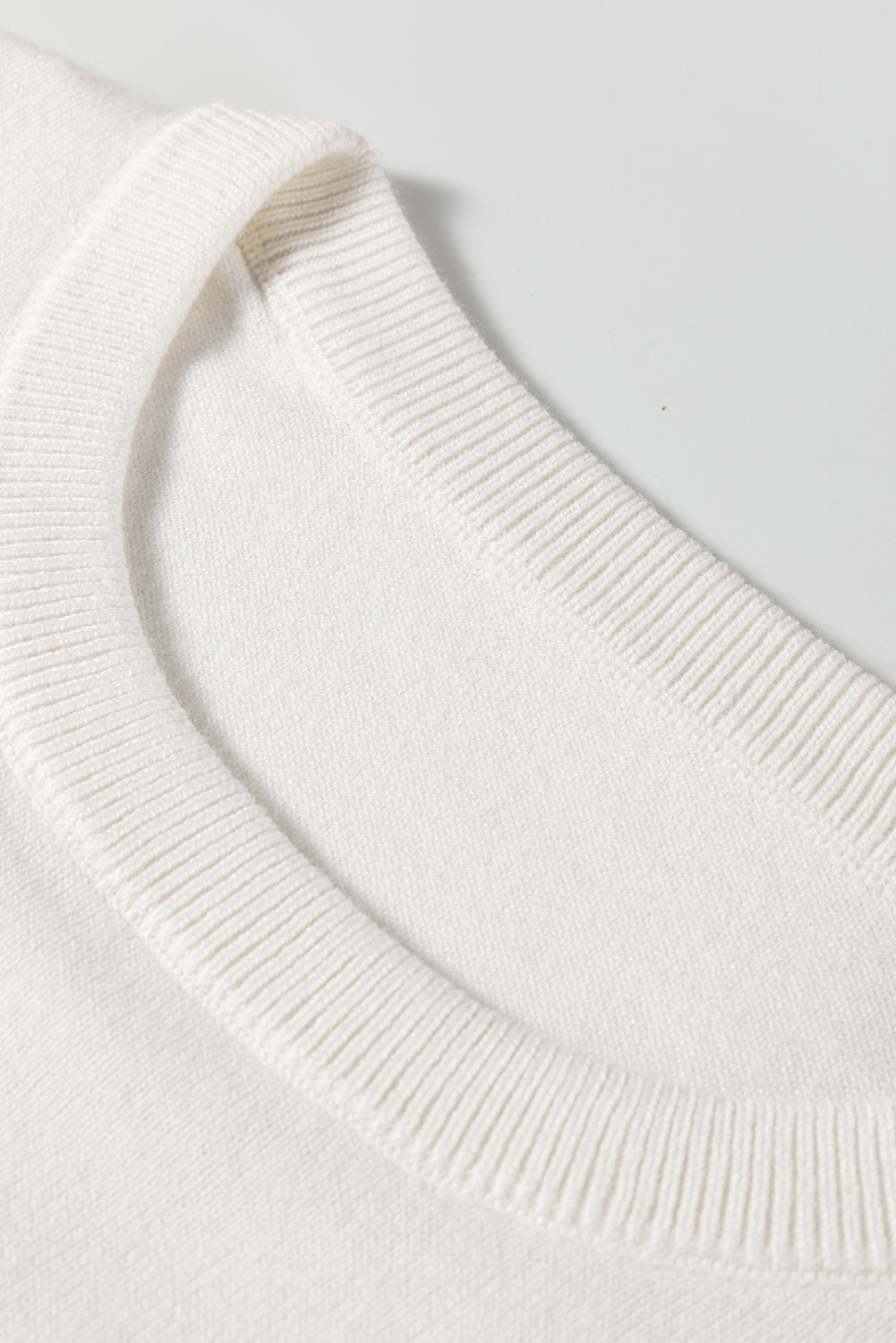 White Button Split Cuffs Round Neck Slim Sweater - eAura