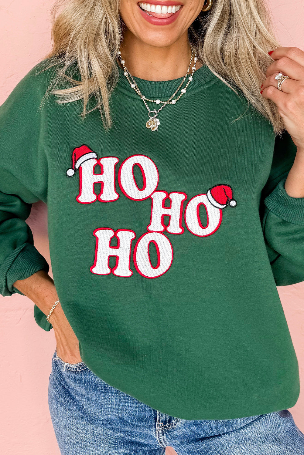Embroidered Letter Graphic Christmas Sweatshirt - eAura