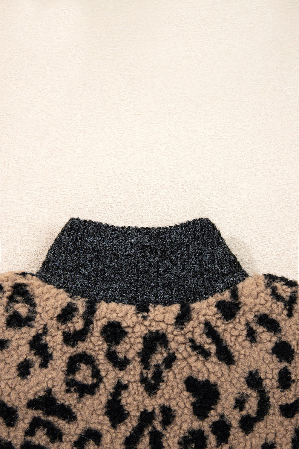 Leopard Print Zip-up Stand Neck Side Pocket Jacket eAura