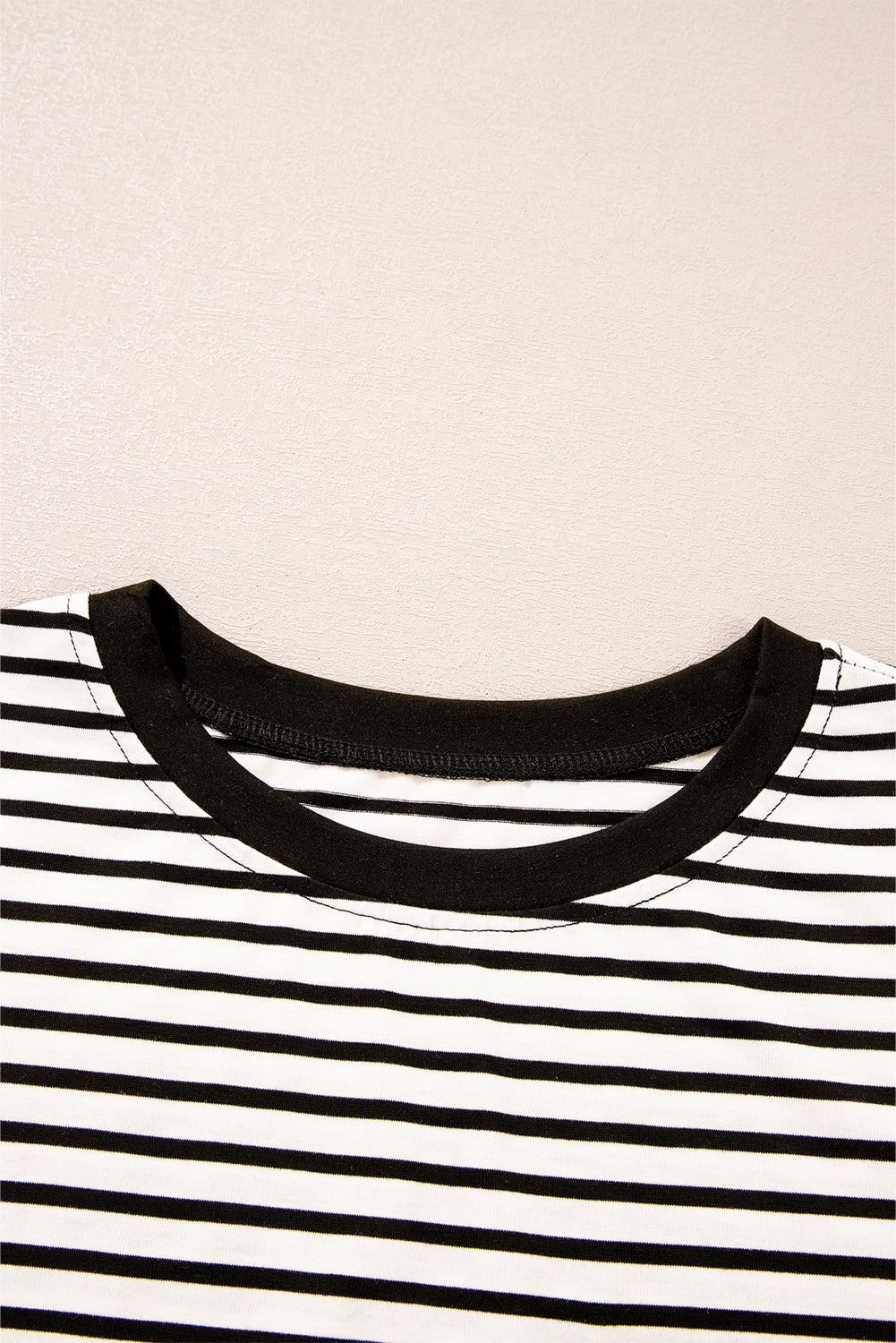 Black Stripe Chest Pocket Patch Round Neck Tank Top - eAura