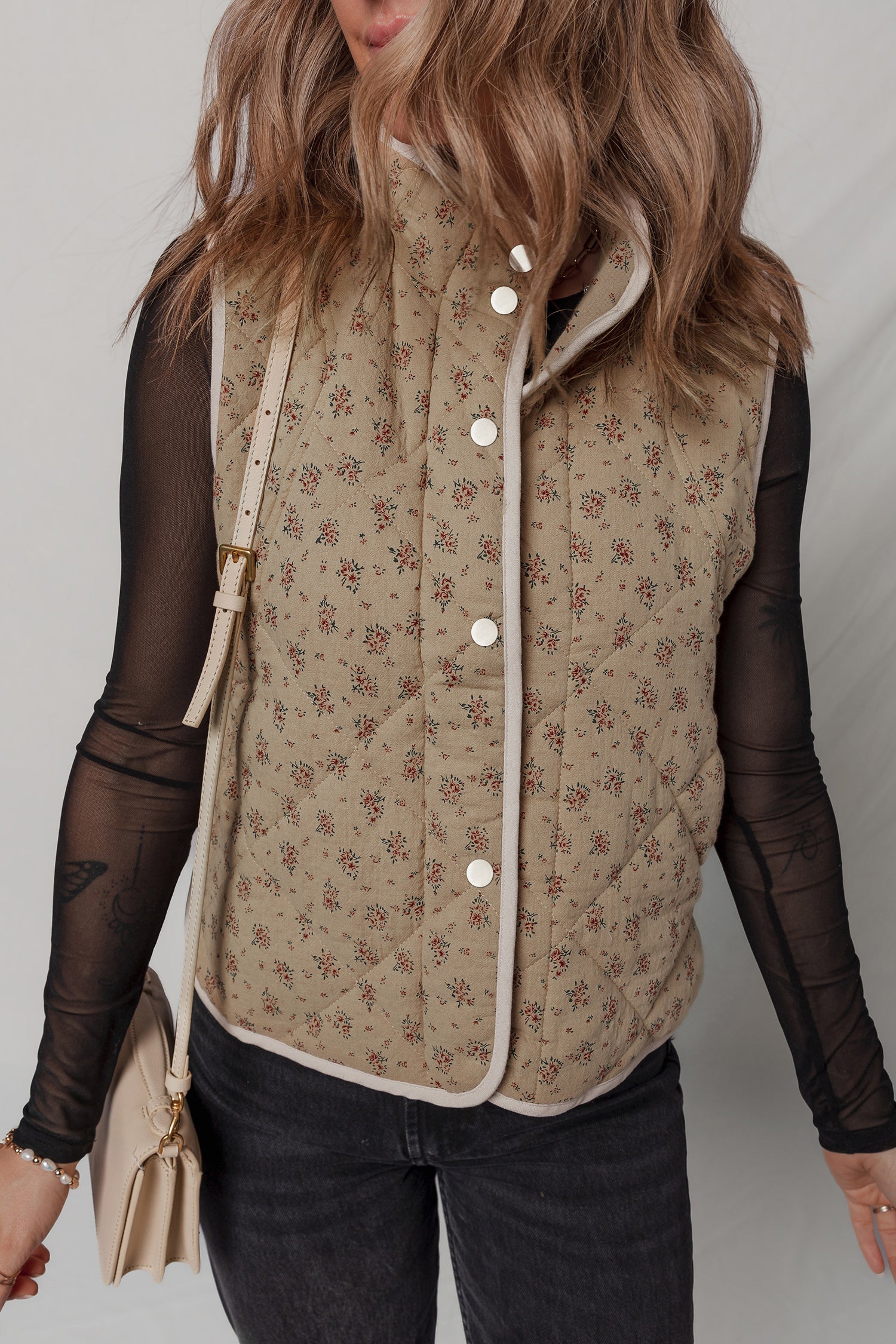 Floral Print Quilted Concealed Button Vest – Khaki
