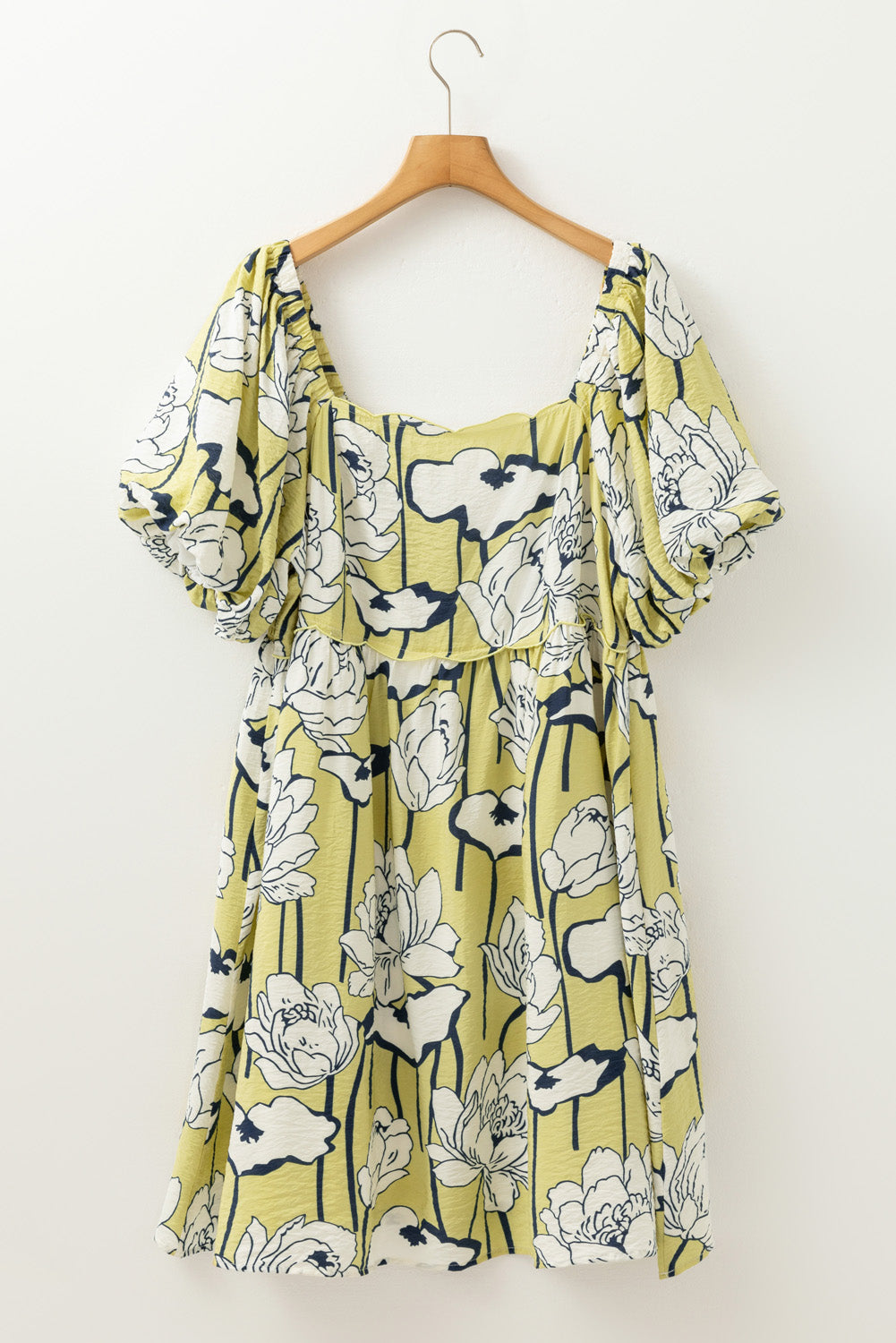 Green Plus Size Floral Print Shirred Square Neck Puff Sleeve Dress BB Fashion Outlet