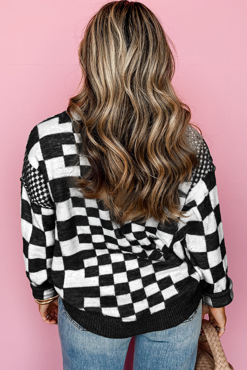 Khaki Checkered Print Drop Shoulder Round Neck Sweater eAura