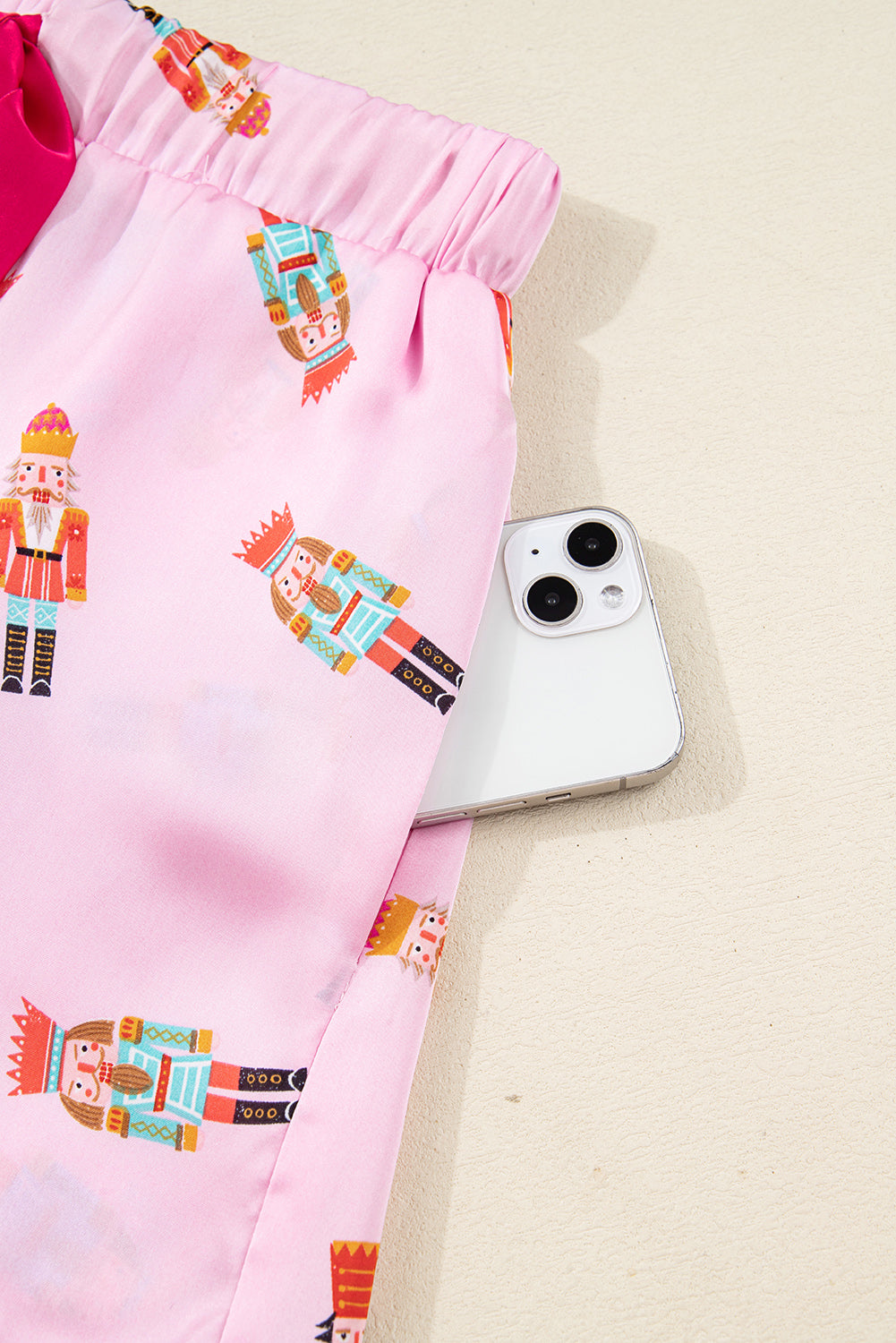 Nutcracker Print Contrast Trim Tied up Bow Silky 2pcs Pajama Set - eAura