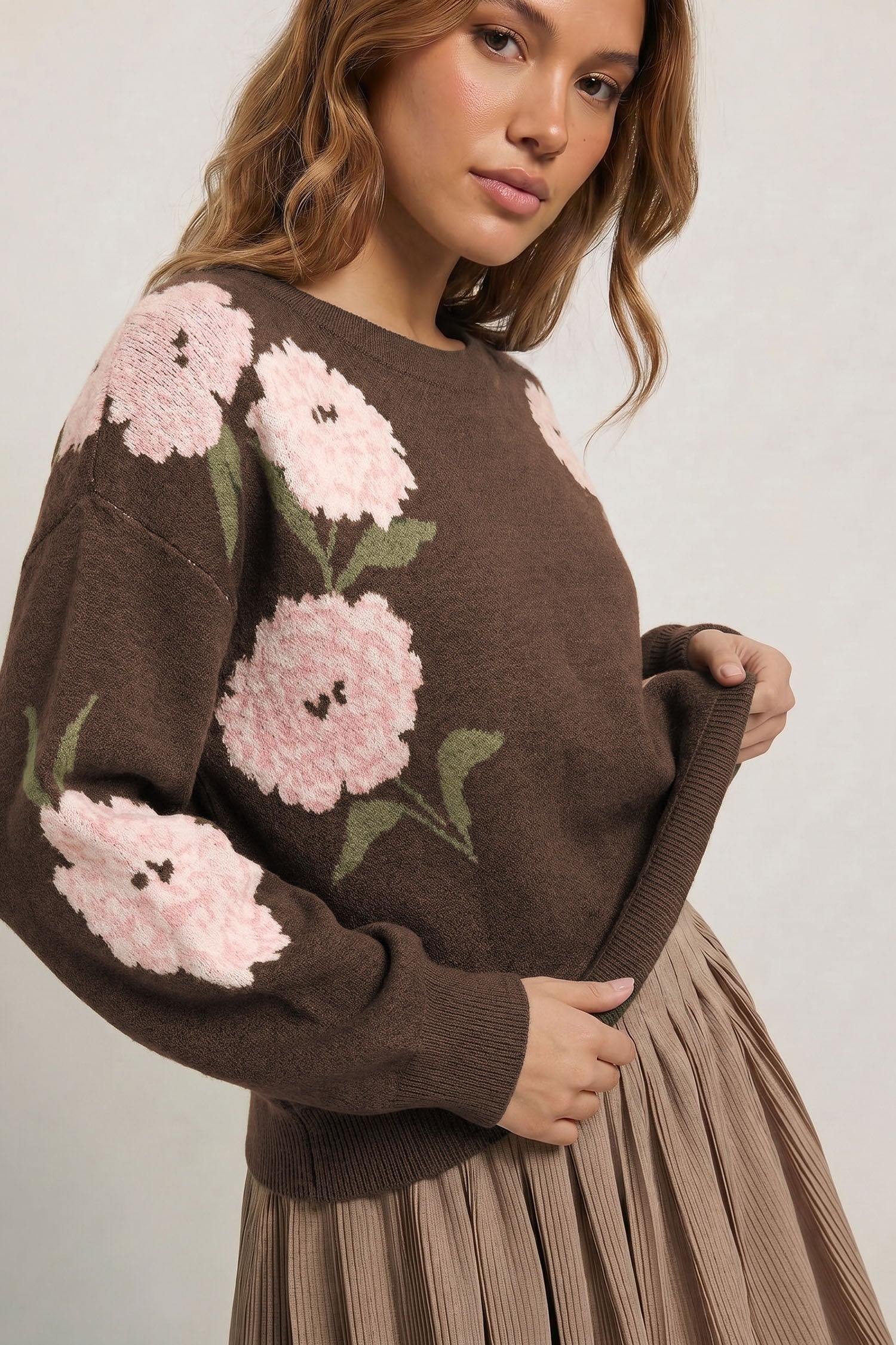 Floral Print Drop Shoulder Relaxed Pullover Sweater – Dark Brown