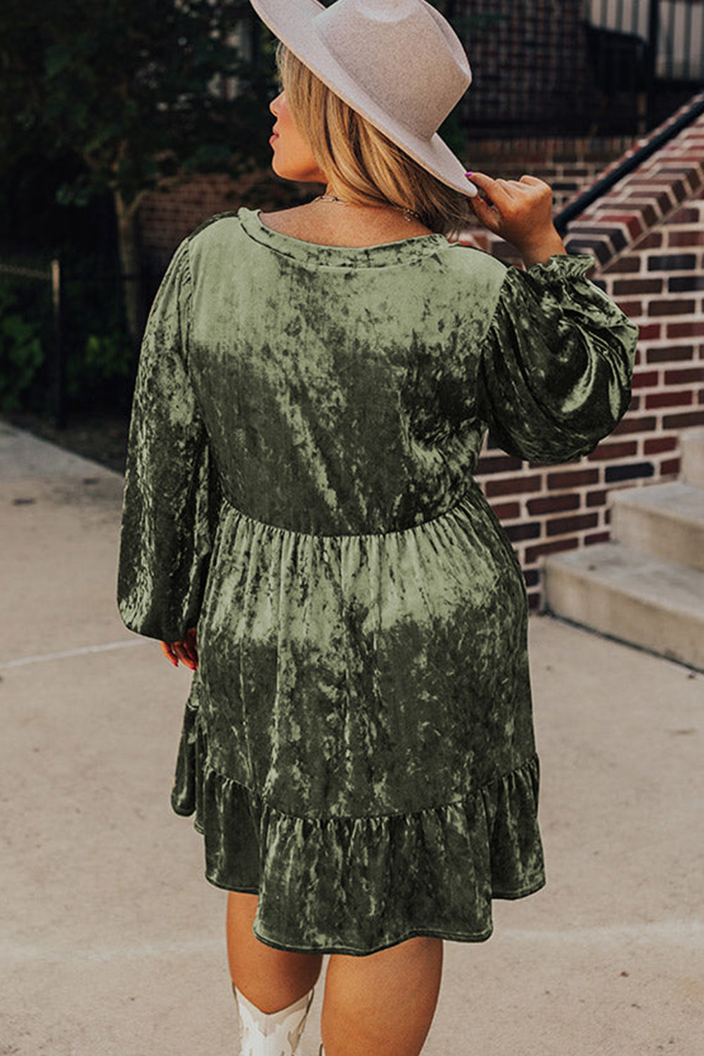 Plus Size Velvet Babydoll Mini Dress with Puff Sleeve eAura
