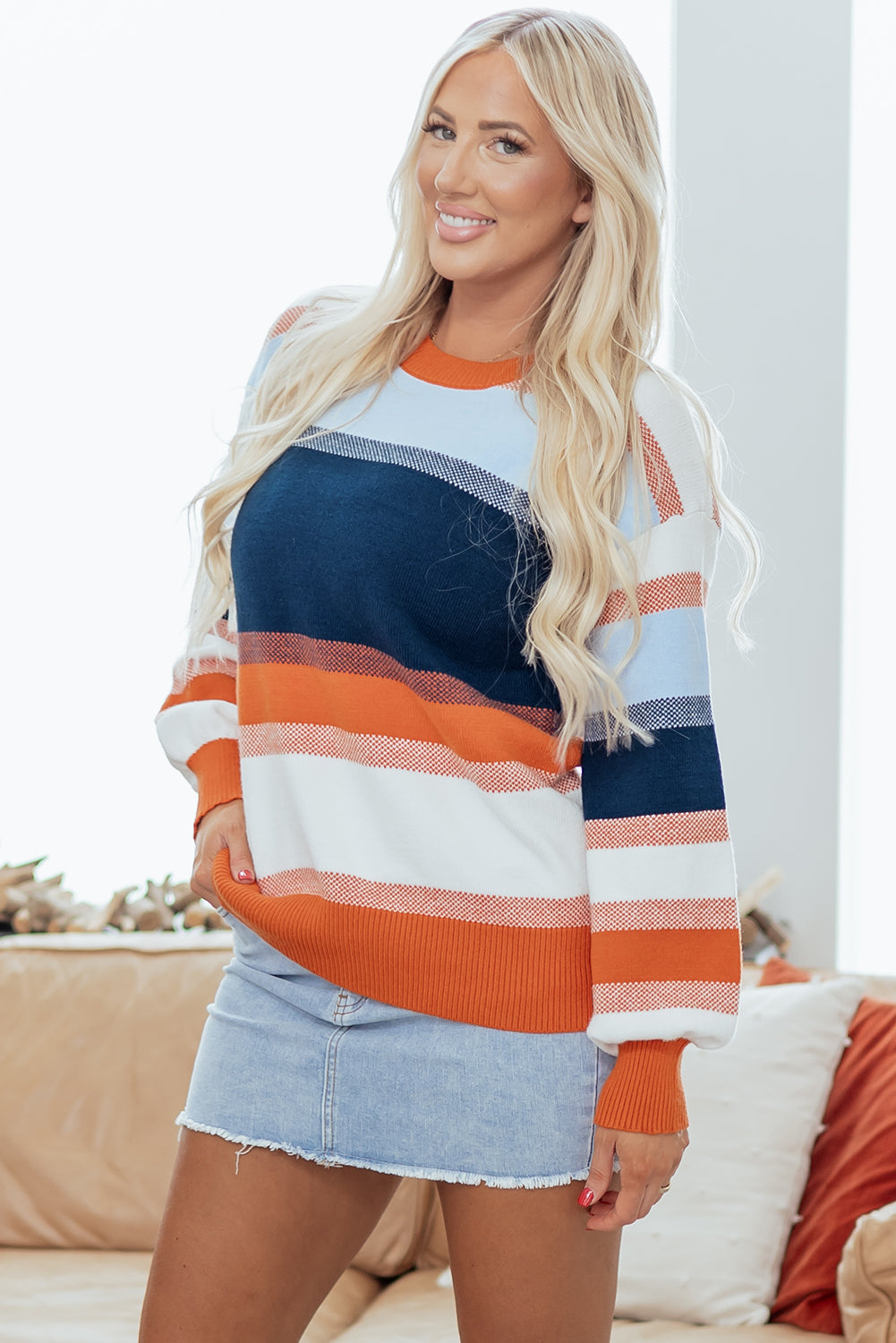 Colour Block Round Neck Sweater - eAura