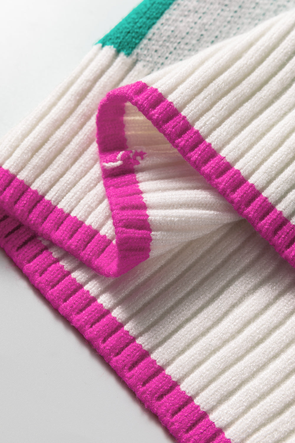 Heart Knit V-Neck Button Down Cardigan - eAura