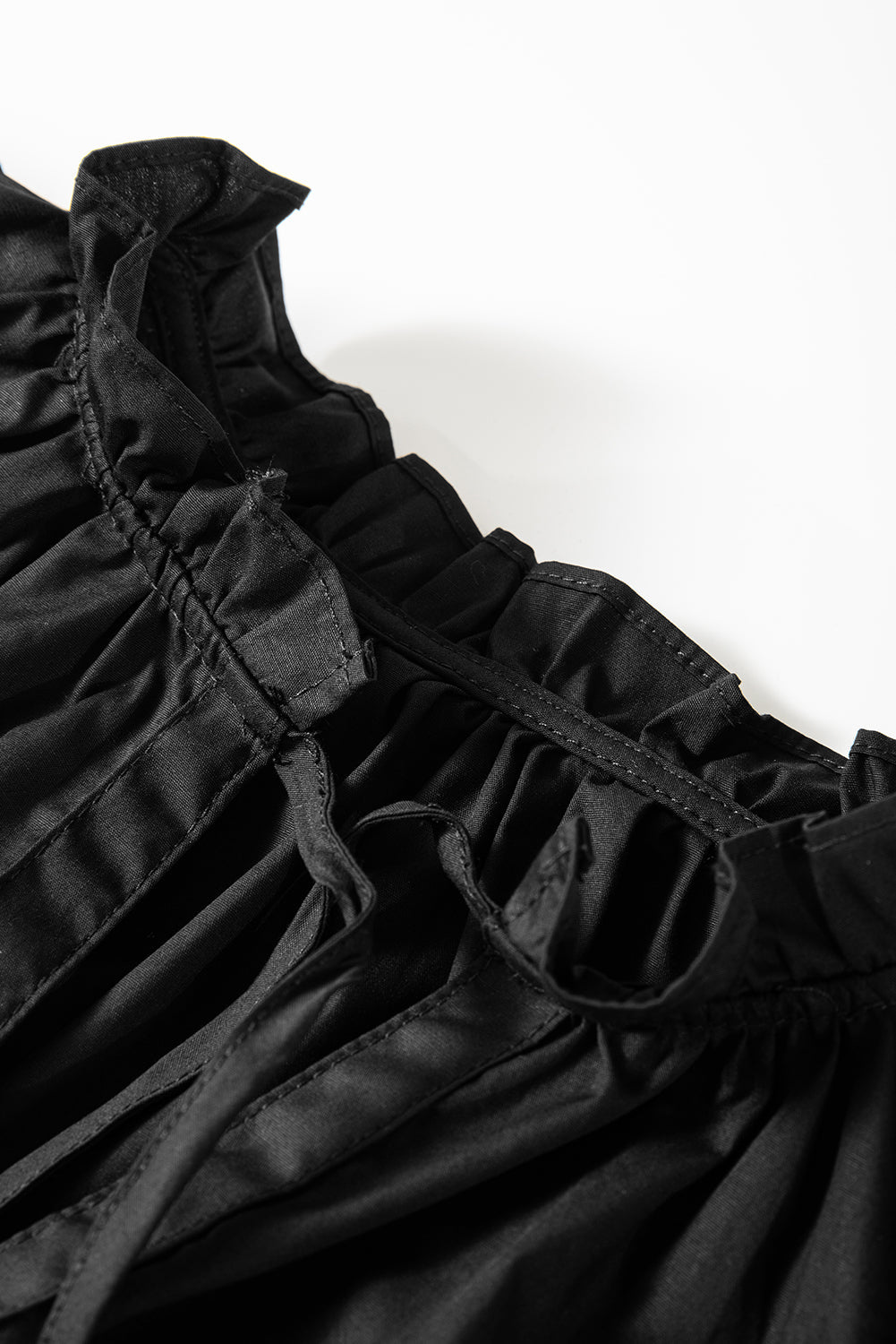 Black Ruffled Puff Short Sleeve Loose Blouse eAura