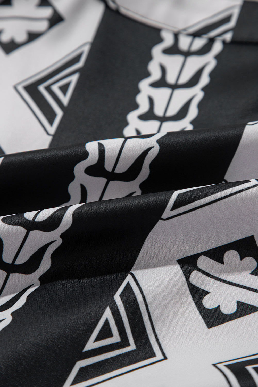 Blue Geometric Print V Neck Ruffled Dress eAura