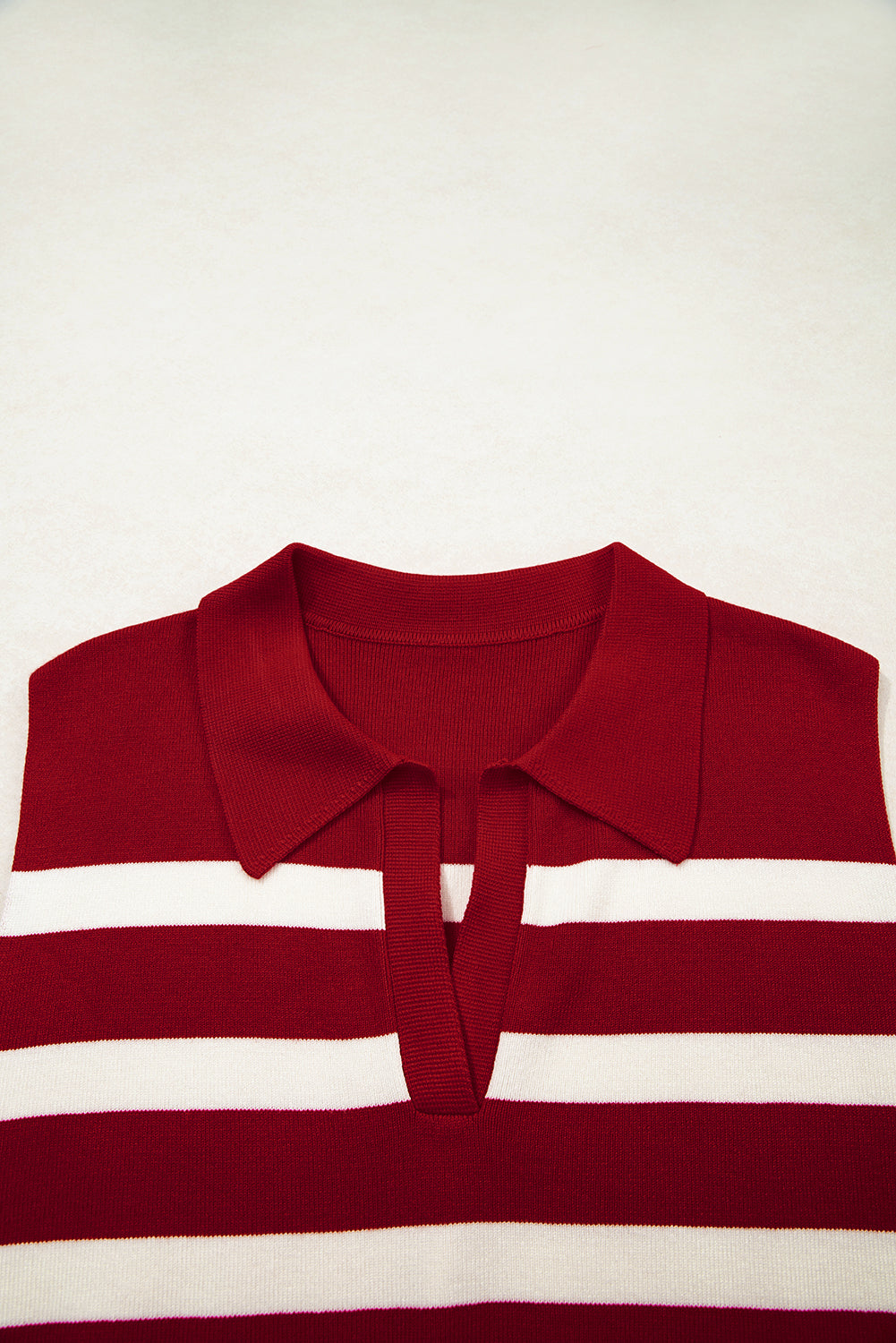 Red Stripe Collared Split Neck Sleeveless Sweater eAura
