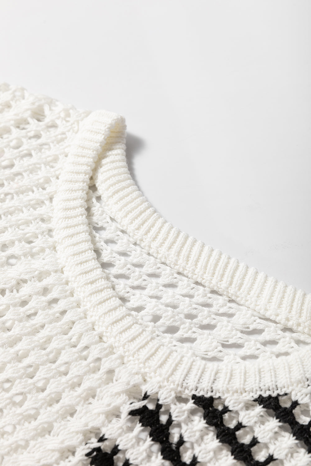 White Stripe Contrast Striped Crochet Puff Sleeve Sweater eAura