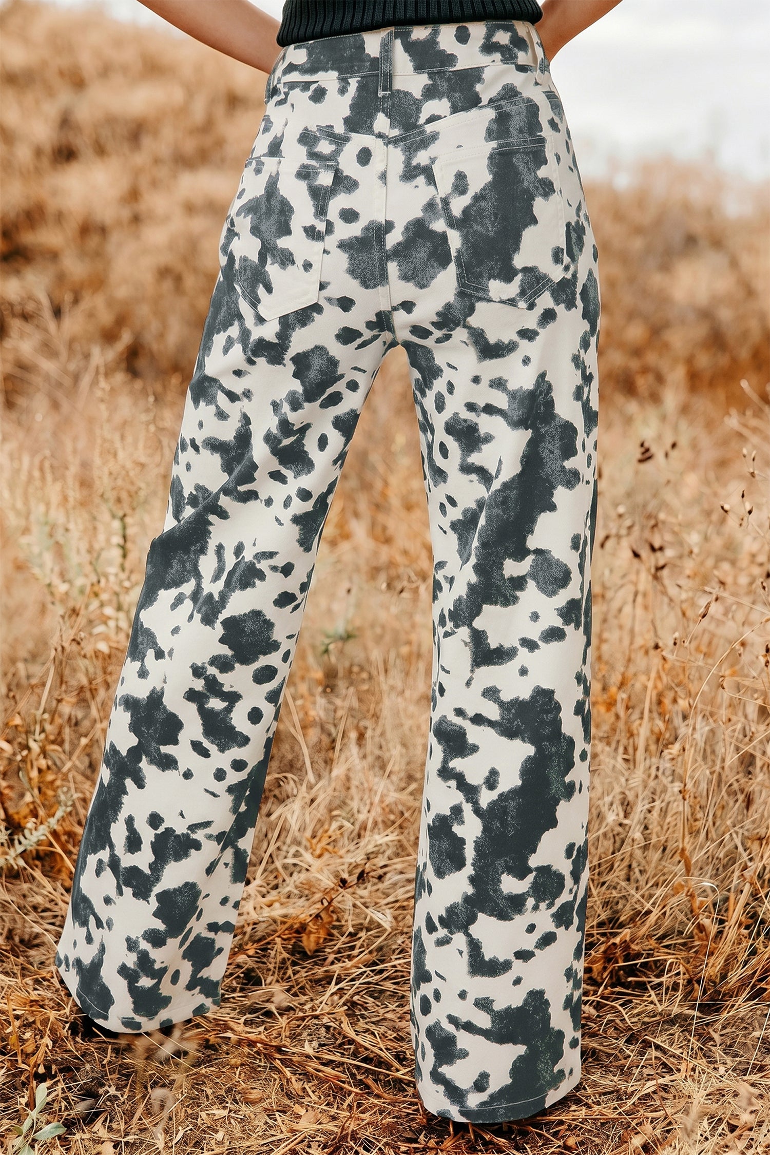 Abstract Print Metal Button Regular Fit Full-Length Jeans – Brown