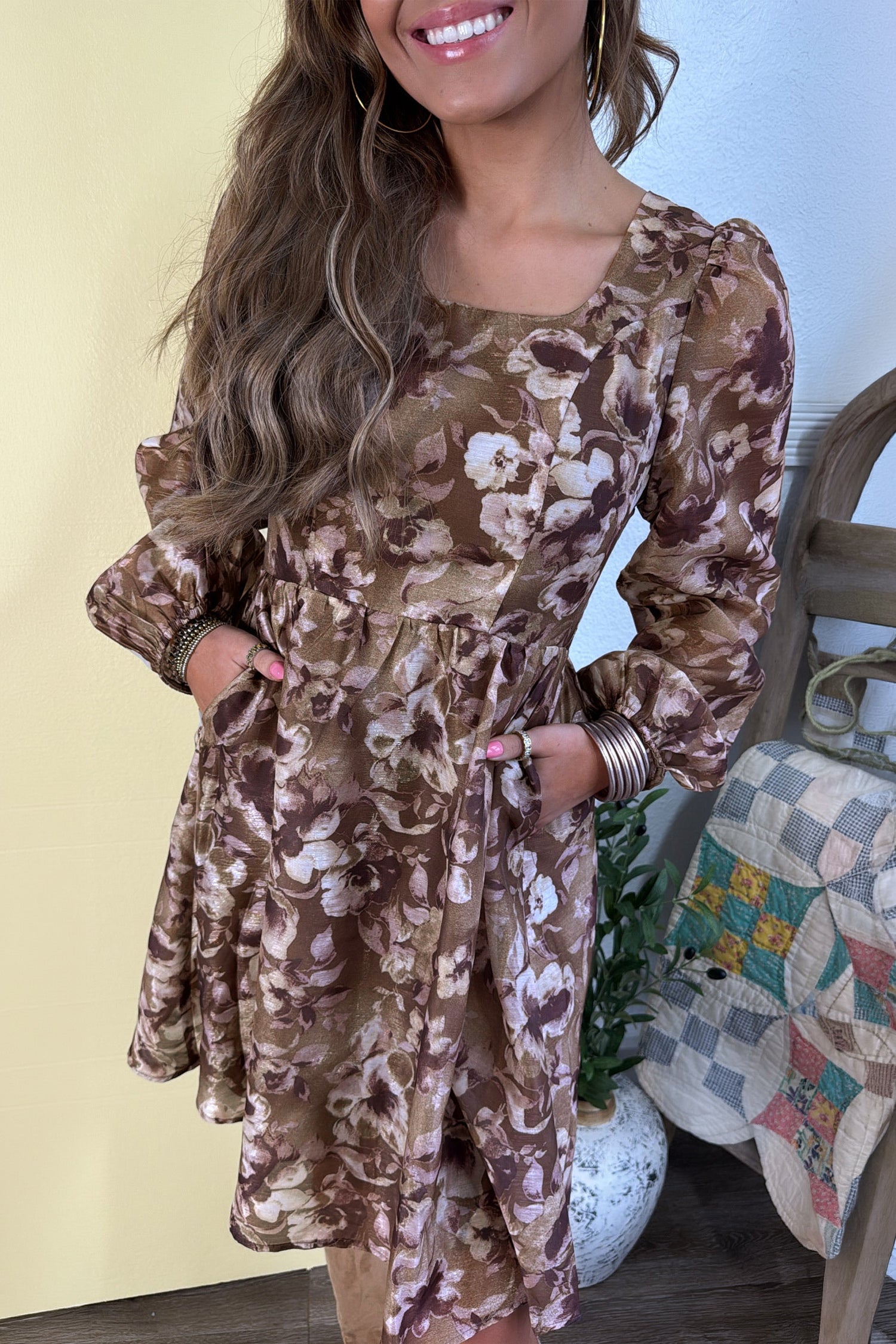 Abstract Floral Print Square Neck Long Sleeve Mini Shift Dress – Brown