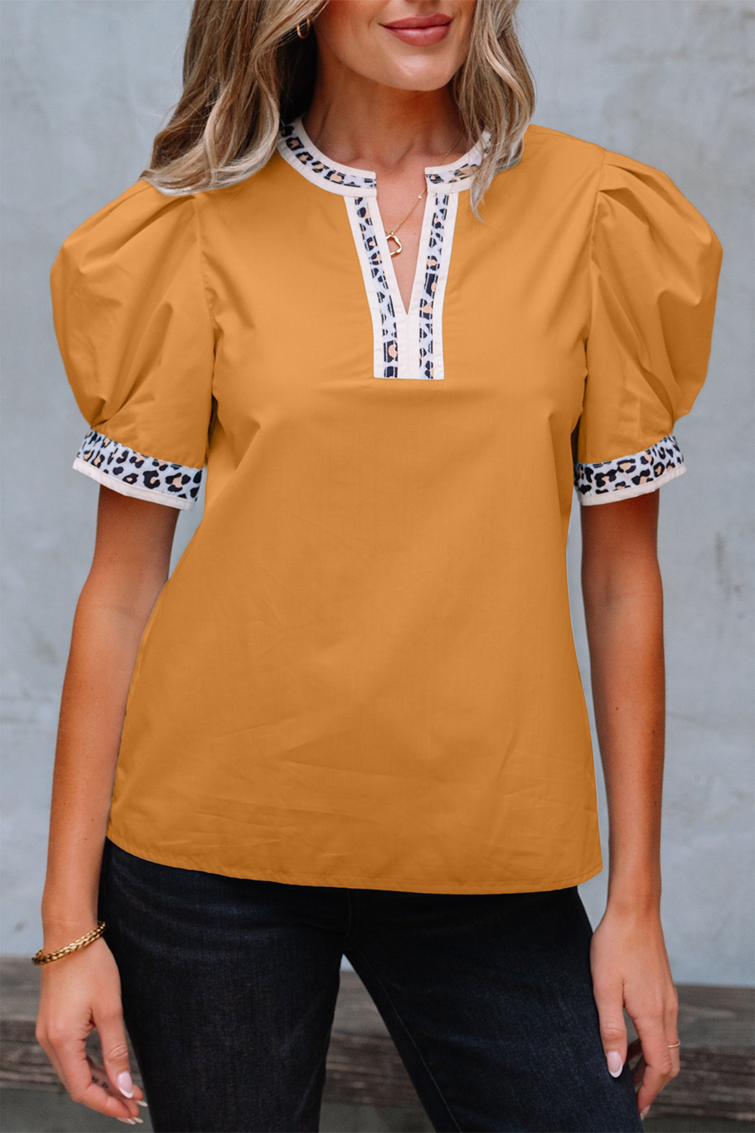 Contrast Leopard Trim Split Neck Puff Sleeve Blouse
