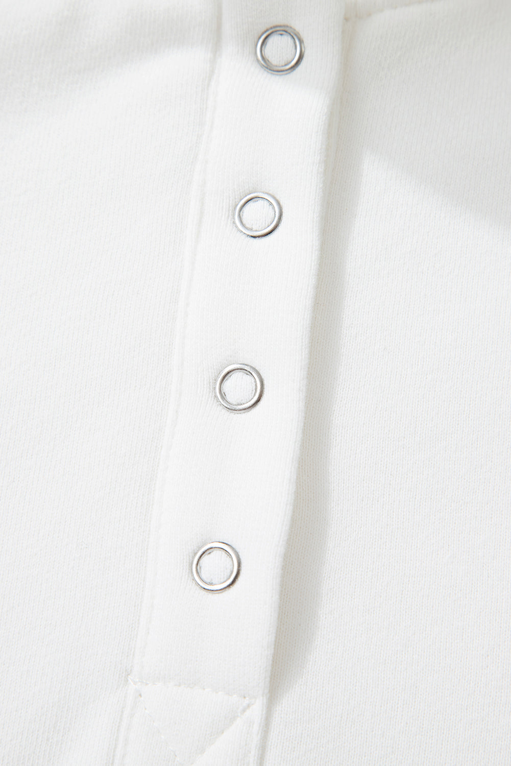 Snap Buttons Pullover Sweatshirt - eAura