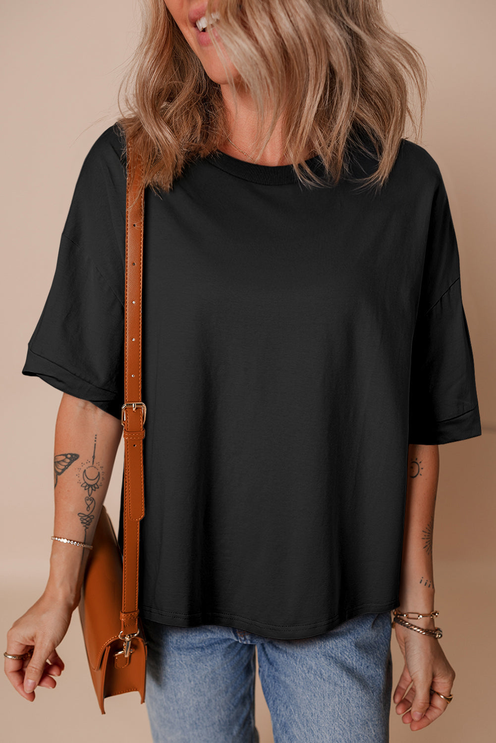 Black Loose Half Sleeve Hi Low Hem T Shirt eAura