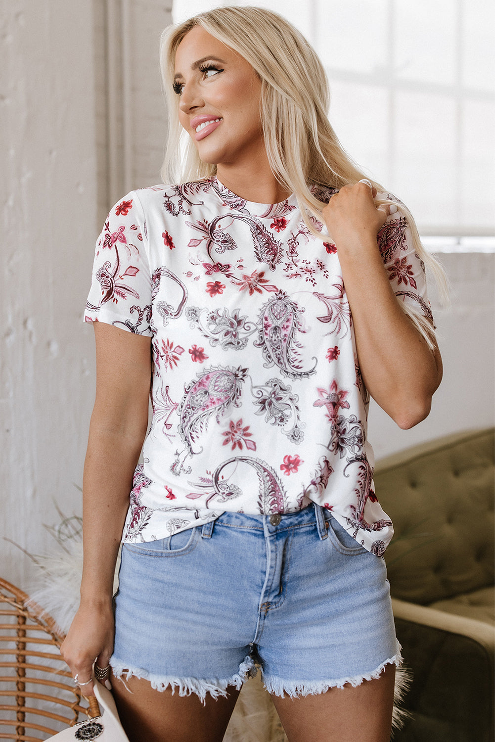 White Vintage Paisley Mock Neck T Shirt eAura
