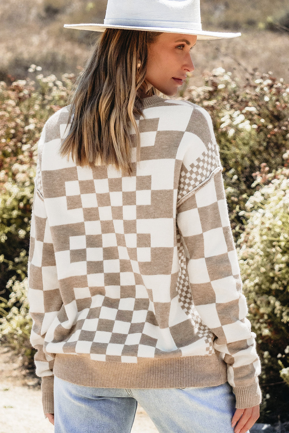 Khaki Checkered Print Drop Shoulder Round Neck Sweater eAura