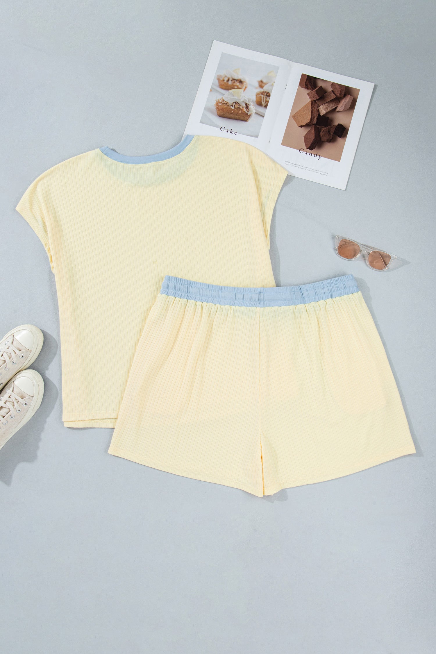 Cream Plus Size Ribbed Color Block Trim Drawstring Shorts 2pcs Set – Yellow