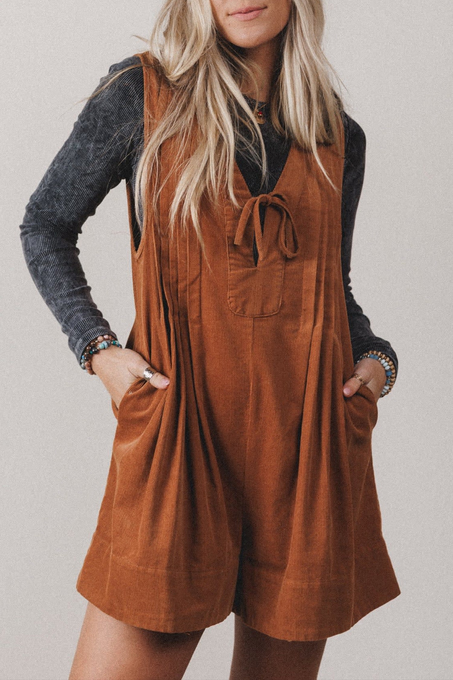 Solid Color Tie V Neck Sleeveless Corduroy Romper – Cinnamon