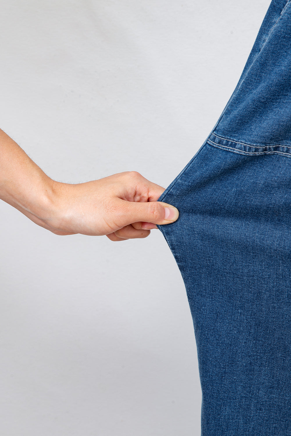 Plus Size Elastic Waist Ruffled Wide Leg Denim Jeans - Size/Plus Bottoms