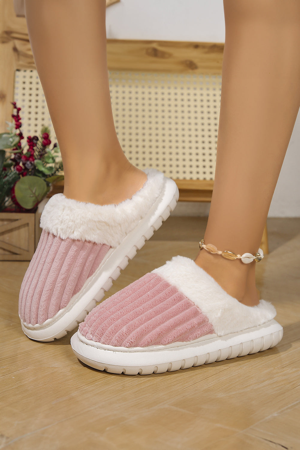 Colour-block Plush House Slippers