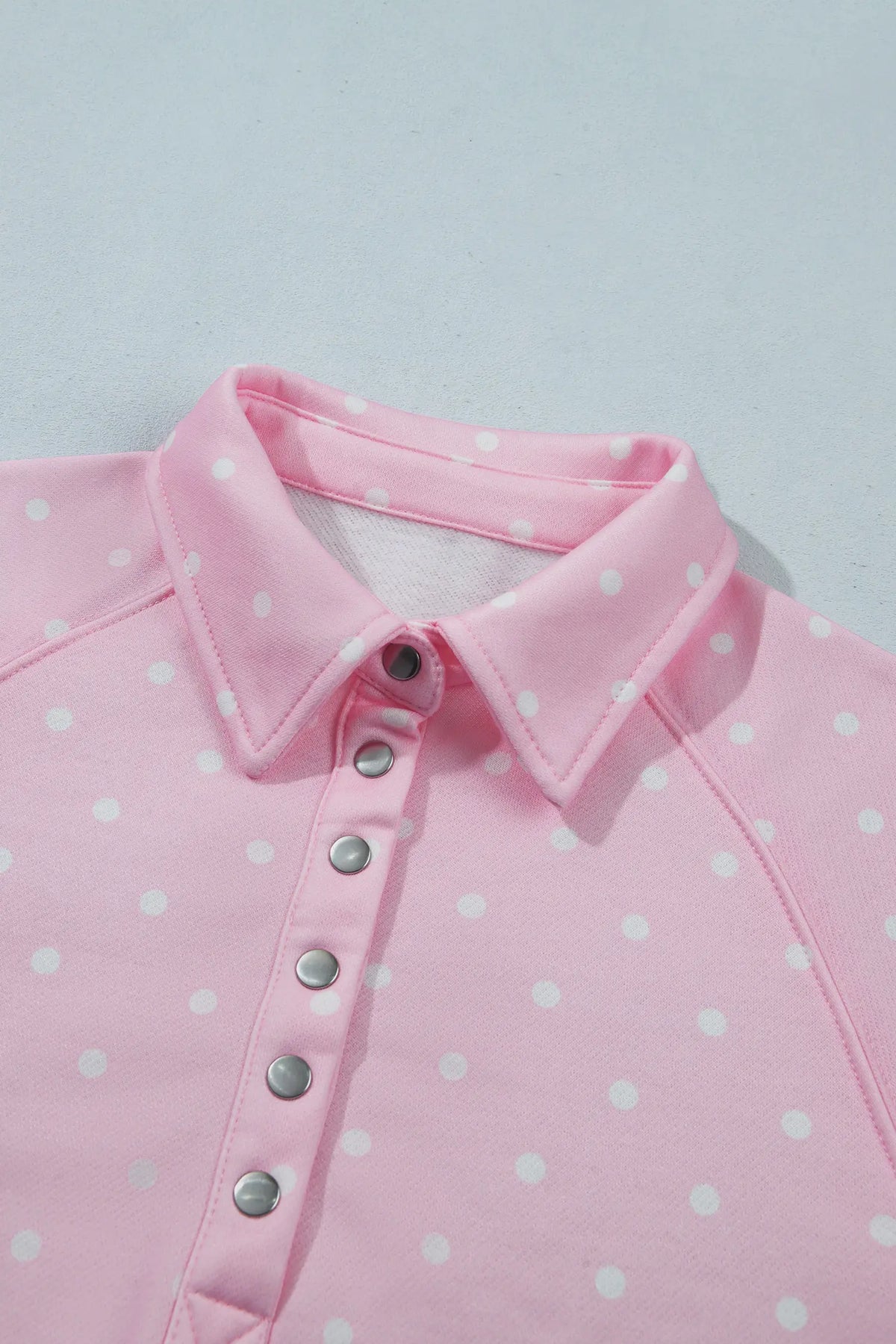 Polka Dot Print Metal Button Collar Casual Pullover Sweatshirt – Pink