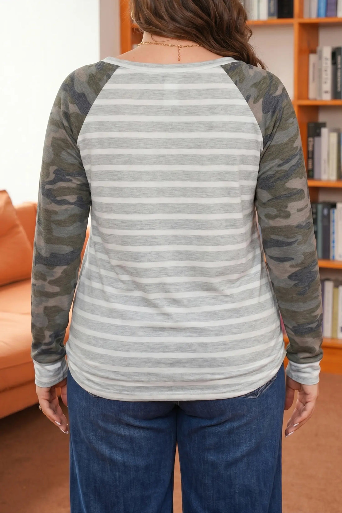 Camo Sleeve Striped Colourblock Round Neck Long Sleeve Plus Size Blouse – Grey Stripe