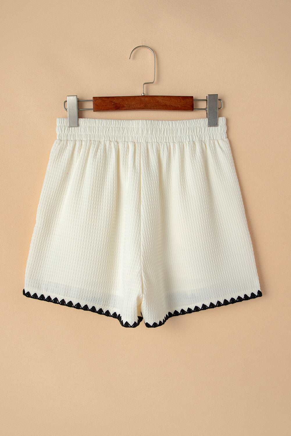 White Waffle Texture Contrast Ricrac Hemline Casual Shorts eAura
