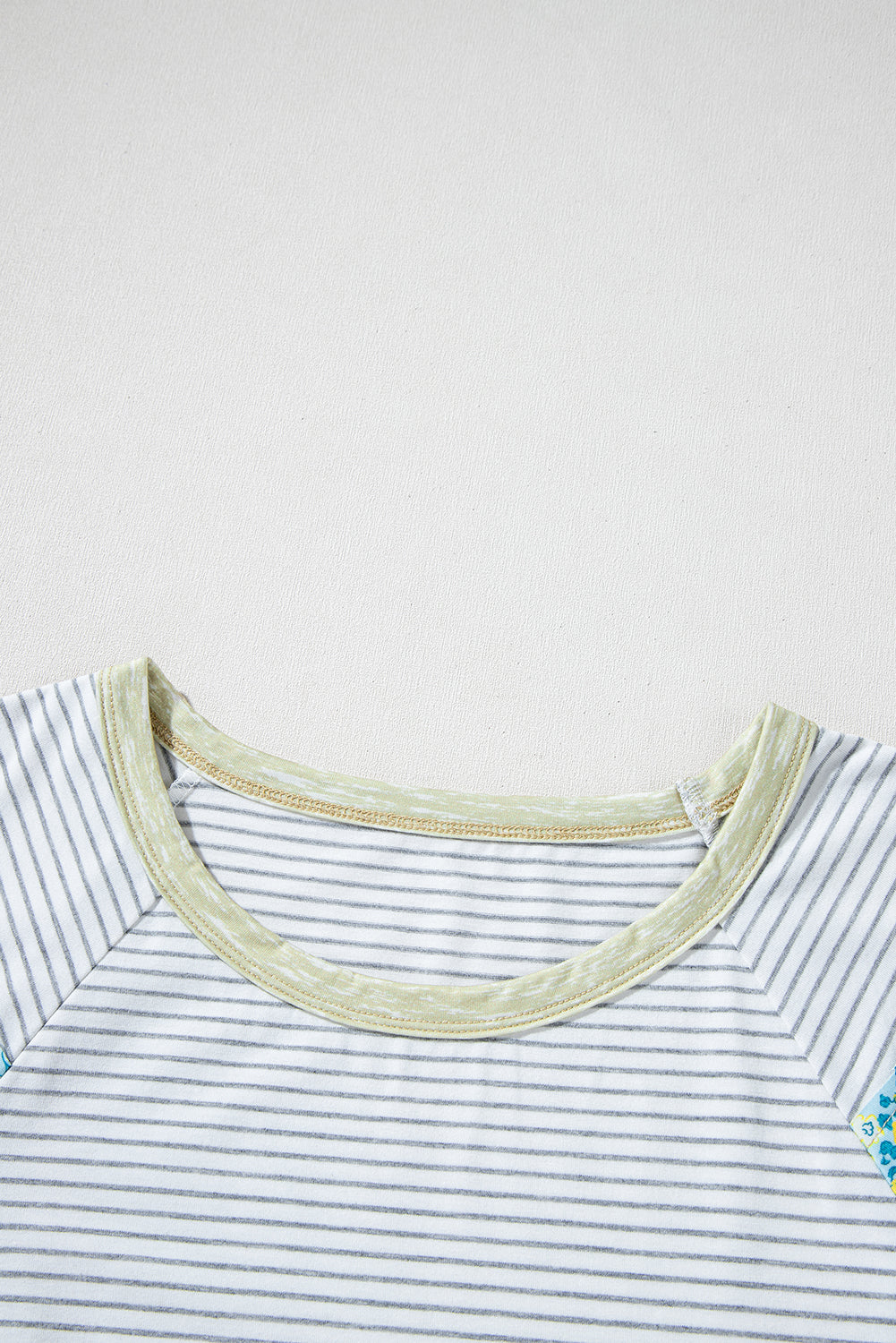 White Stripe Floral Insert Sleeves Contrast Round Neck Tee - eAura