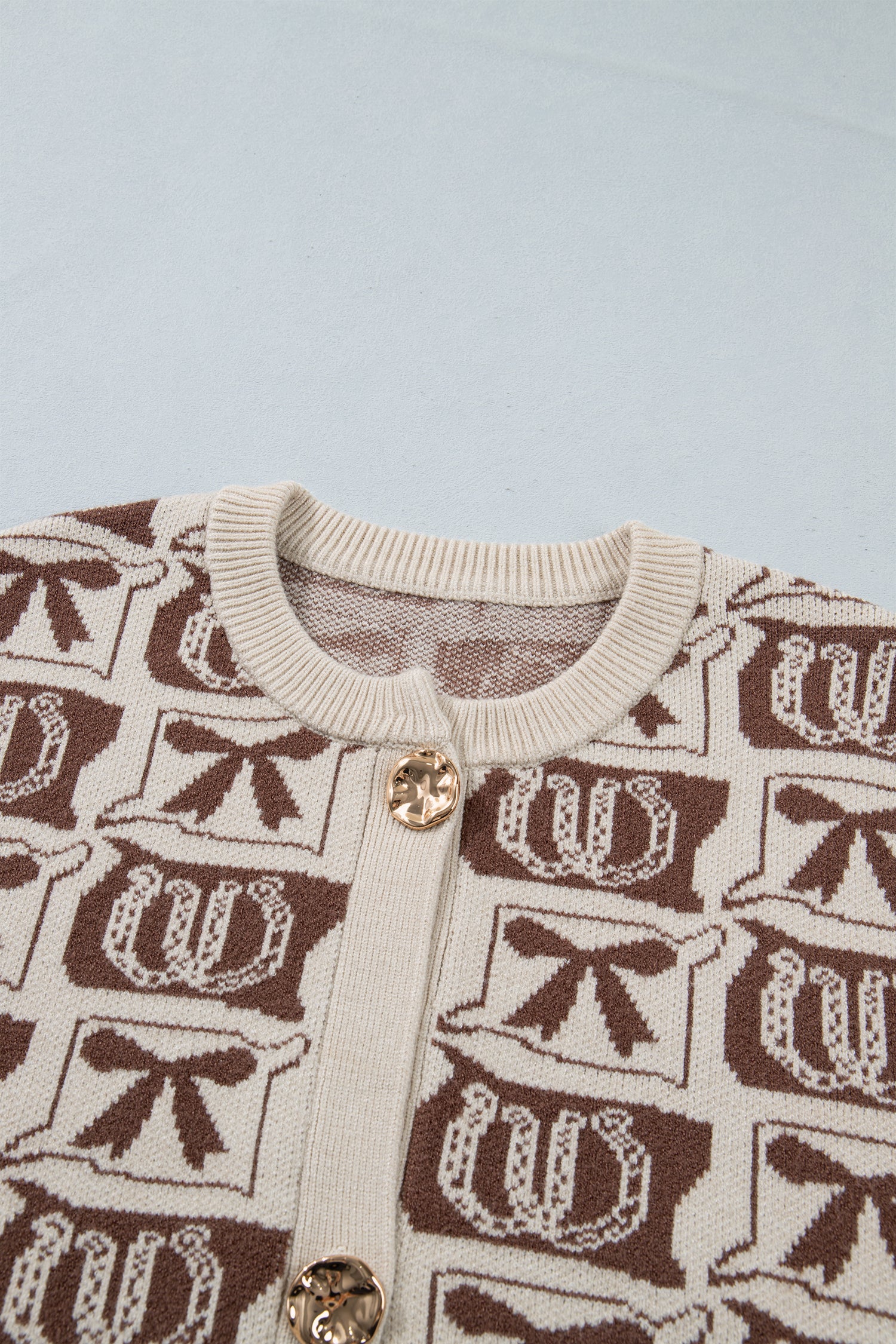 Western Horseshoe Bow Pattern Button Front Sleeveless Knit Sweater – Brown