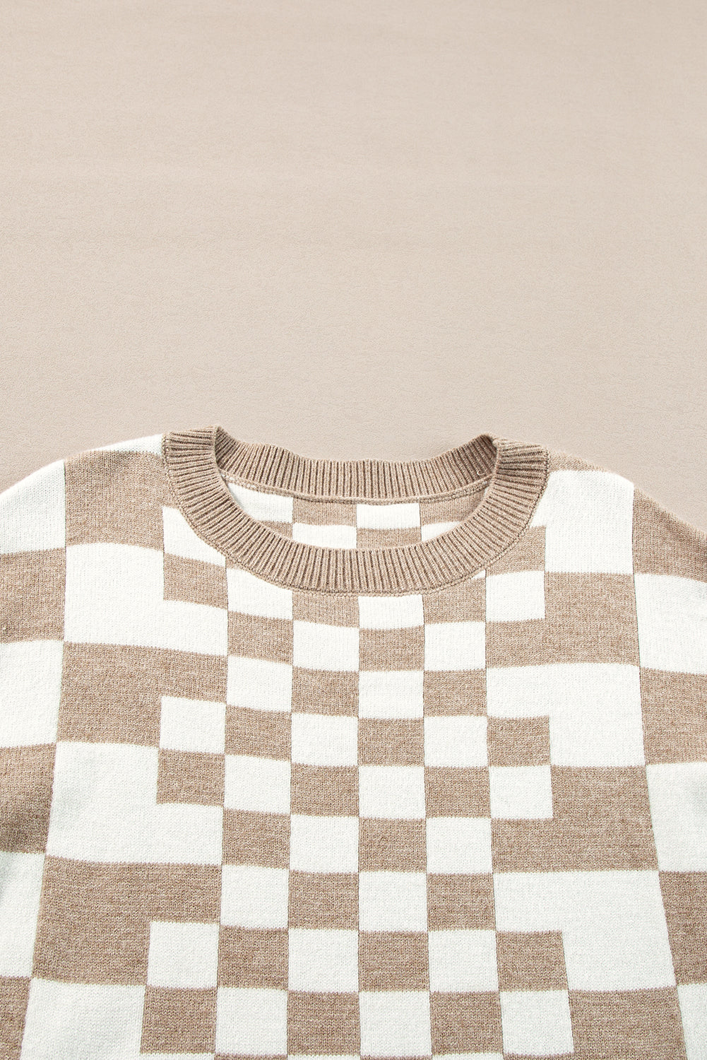 Khaki Checkered Print Drop Shoulder Round Neck Sweater eAura