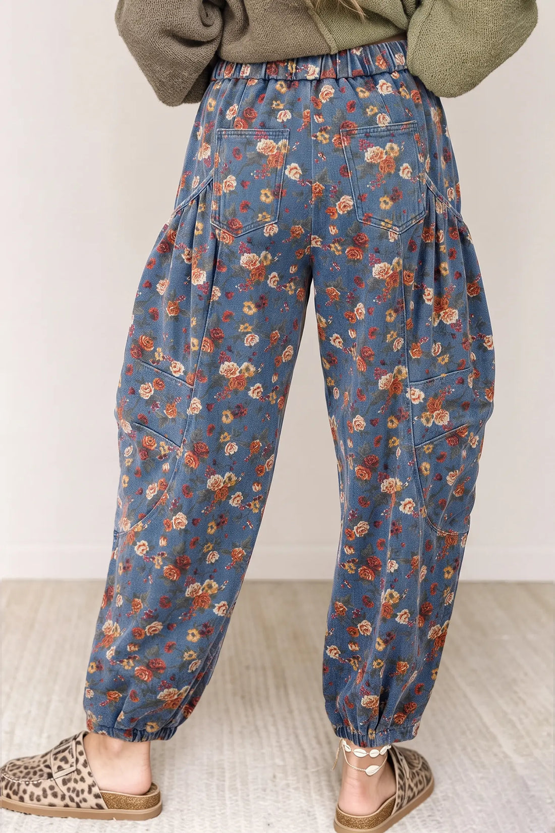 Beau Retro Floral Print Elastic Waist Pocketed Barrel Jeans – Blue