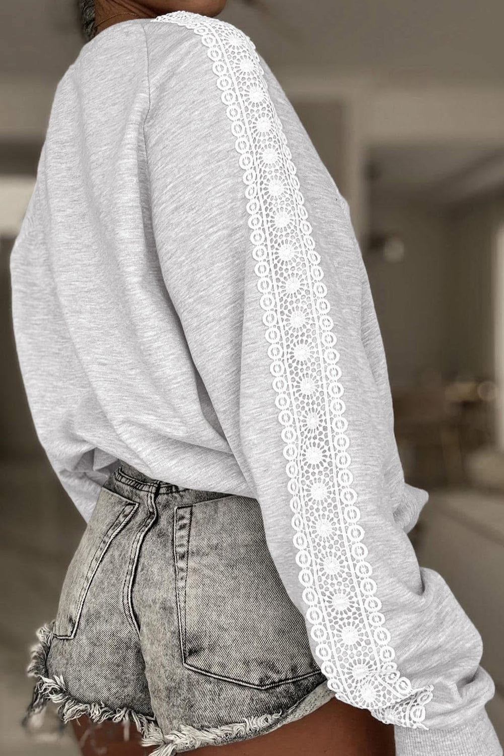 Grey Lace Patchwork Raglan Sleeve Sweatshirt - eAura