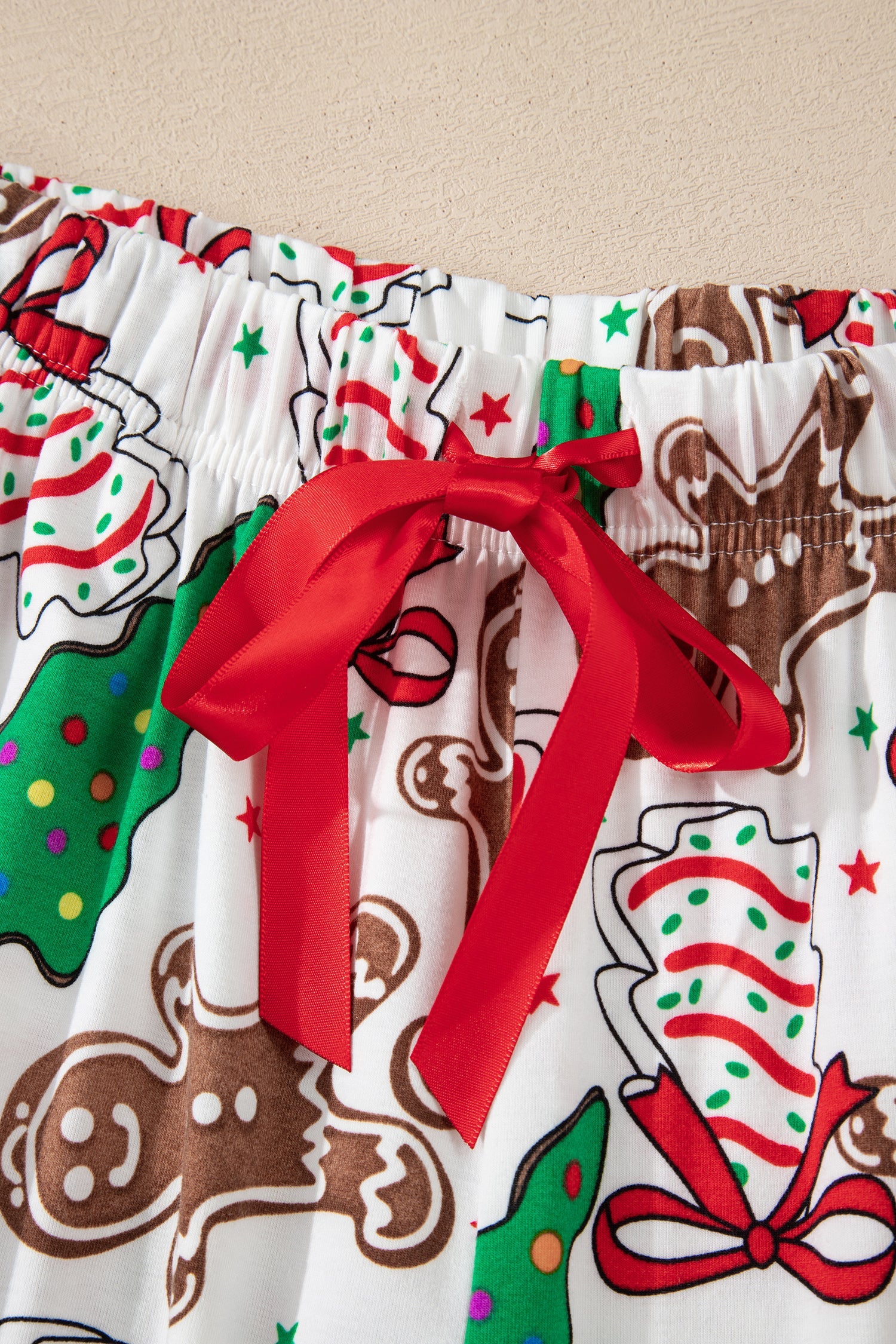 White Christmas Pattern Button V-Neck Pyjamas - eAura