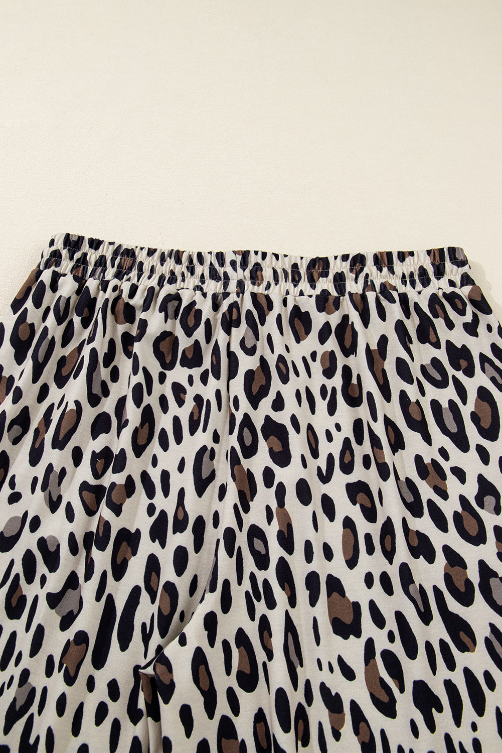 Exposed Seam Patched Pocket Plus Size Drawstring Leopard Wide Leg Pants - eAura