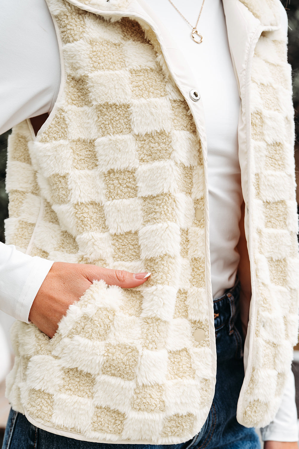 Sherpa Checkerboard Snap Button Gilet Jacket With Pocket eAura