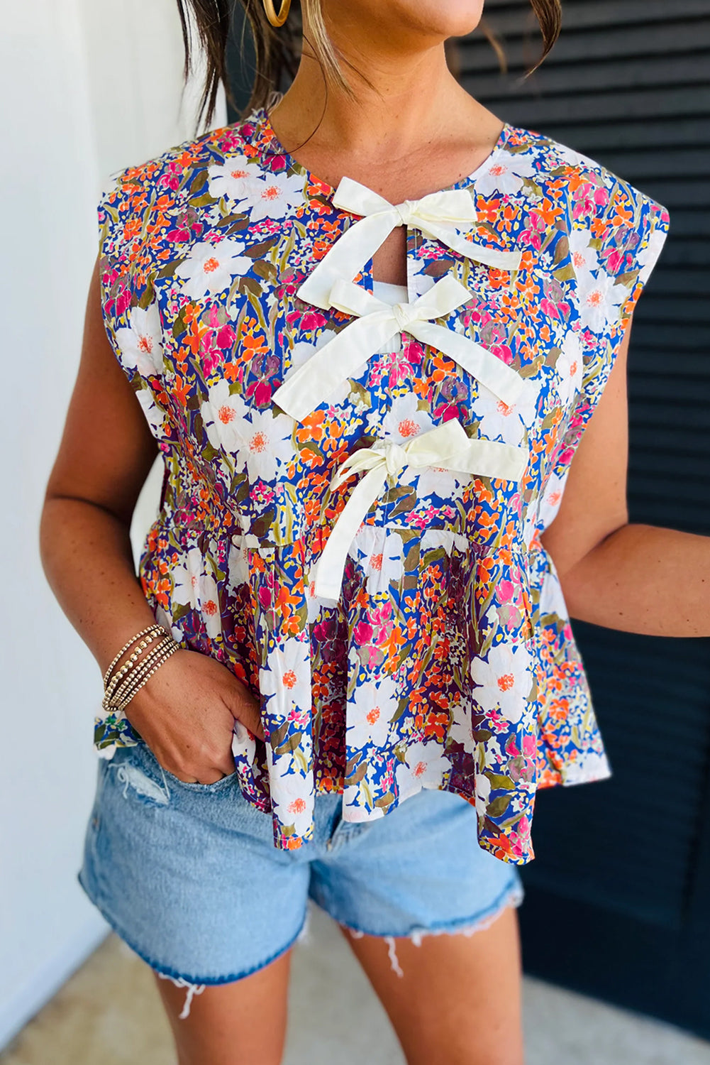 Rose Green Floral Print Bow Applique Slit Sleeveless Peplum Blouse eAura