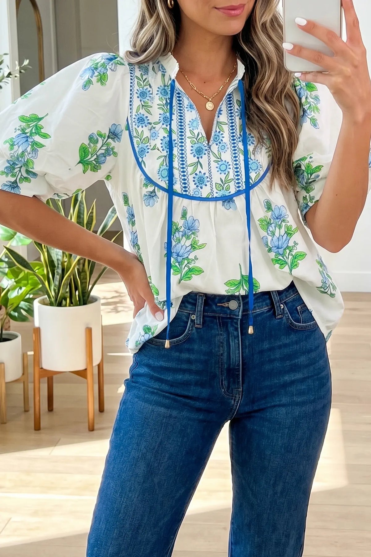 Floral Print Contrast Trim Tie Neck Blouse – White