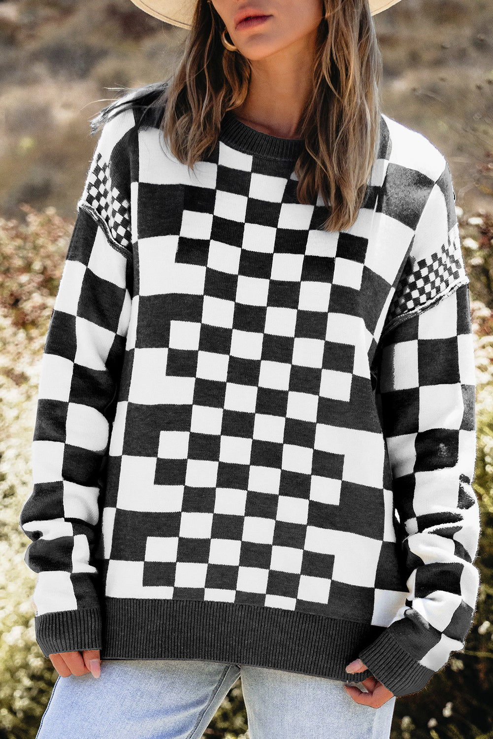 Khaki Checkered Print Drop Shoulder Round Neck Sweater eAura