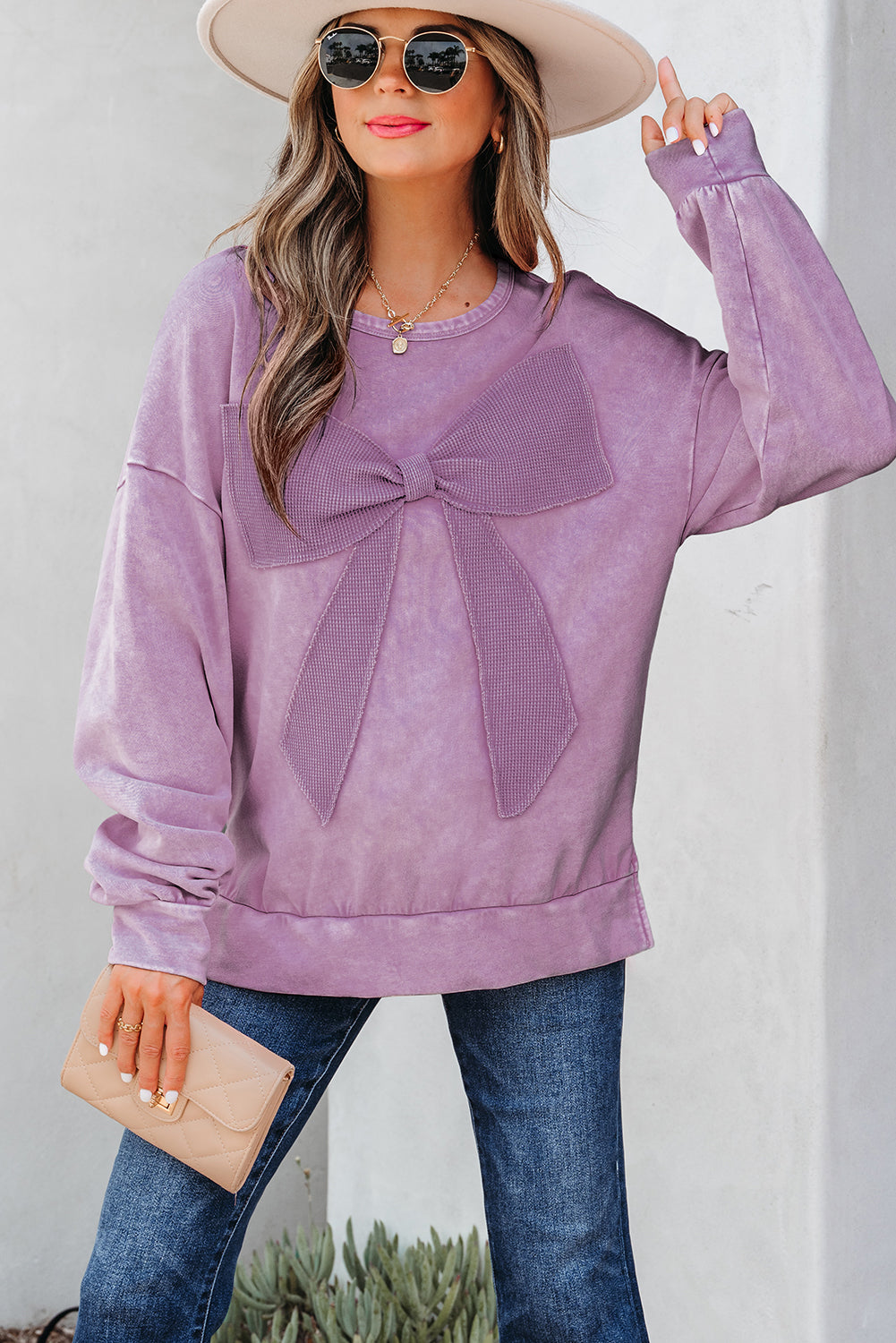 Mineral Wash Big Bow Patchwork Pullover Sweatshirt eAura