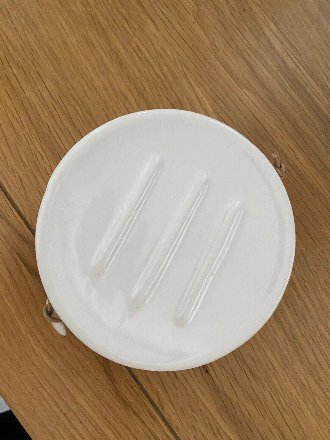 Dunelm Bathroom Soap Dish with Hang Tag White - BB Fashion Outlet