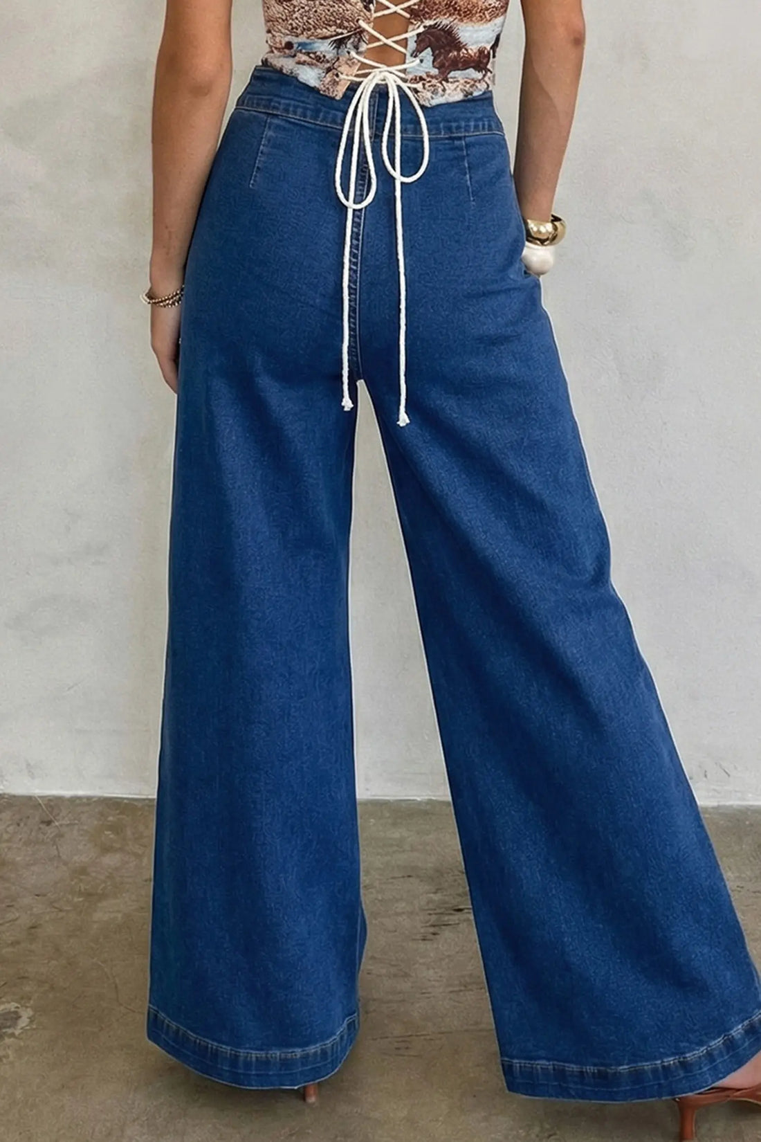 Hardware Decor Patched Pocket Wide Leg Denim Jeans