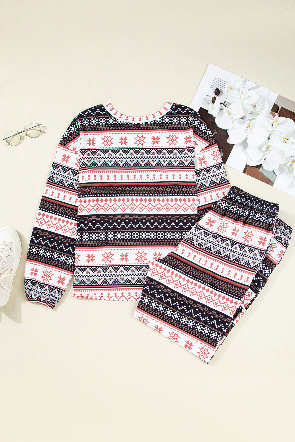 Retro Christmas Pattern Loose Pullover Pyjama Set - eAura