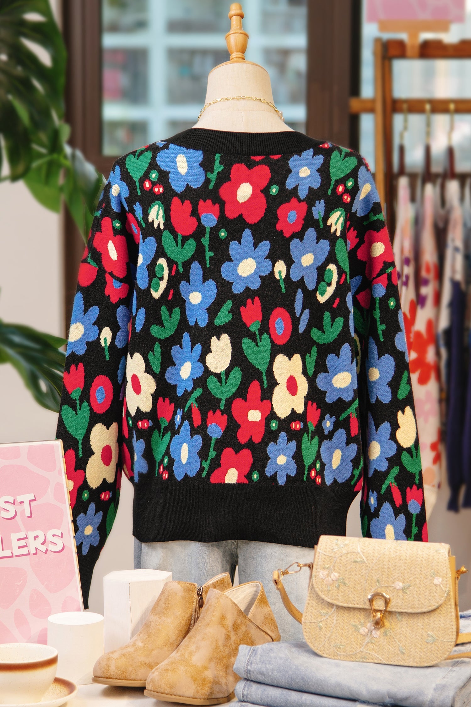 Floral Print V-Neck Buttoned Short Cardigan Sweater - eAura