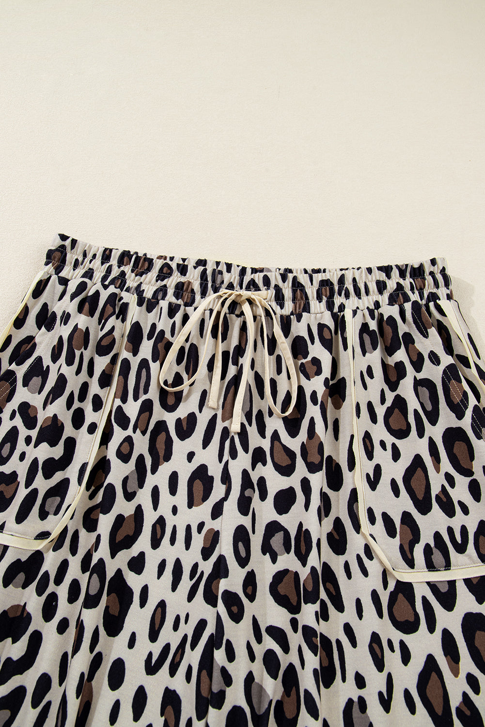 Exposed Seam Patched Pocket Plus Size Drawstring Leopard Wide Leg Pants - eAura