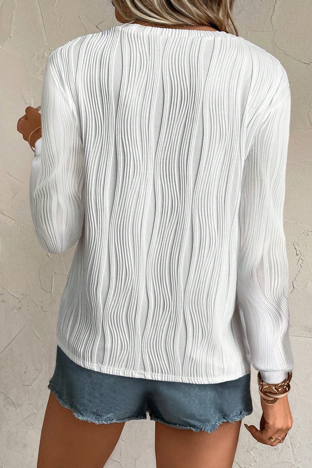Black Textured Wavy Round Neck Long Sleeve Top BB Fashion Outlet
